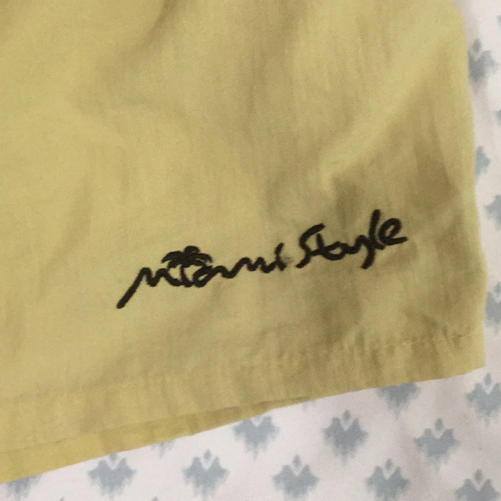 Miami Style Swim Trunks - Picture 3 of 4